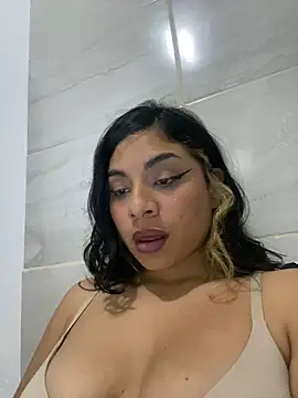 mysteriousgirl20 online show from 10/15/25, 10:29