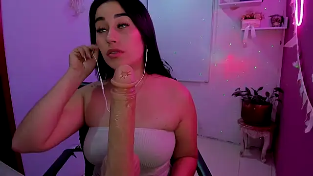  sulmatevans  online show from 04/06/26, 04:41