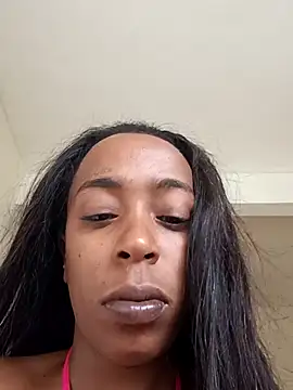 Snapshot of garota10 chatting on 03/20/26, 12:17 garota10 online show from 03/20/26, 12:17