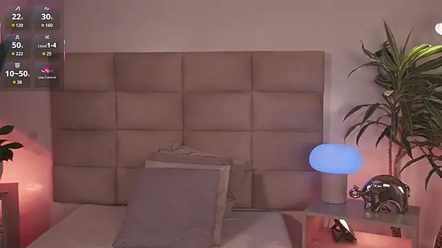 lexiee grey  online show from 03/26/26, 11:52