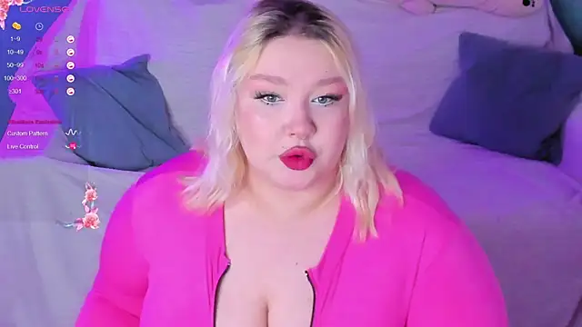 LilyBelll online show from 02/23/25, 06:34