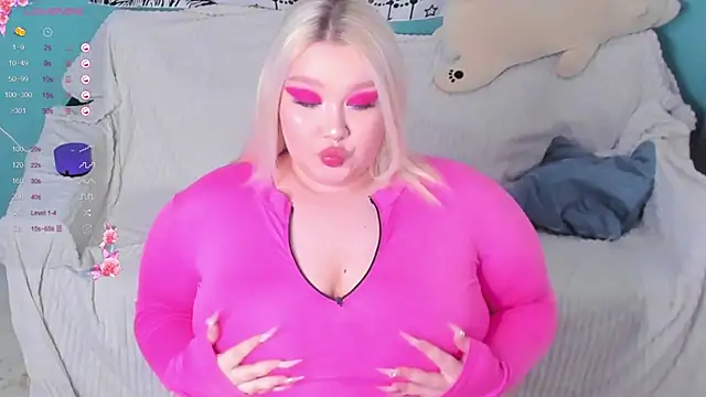 LilyBelll online show from 01/04/25, 05:05