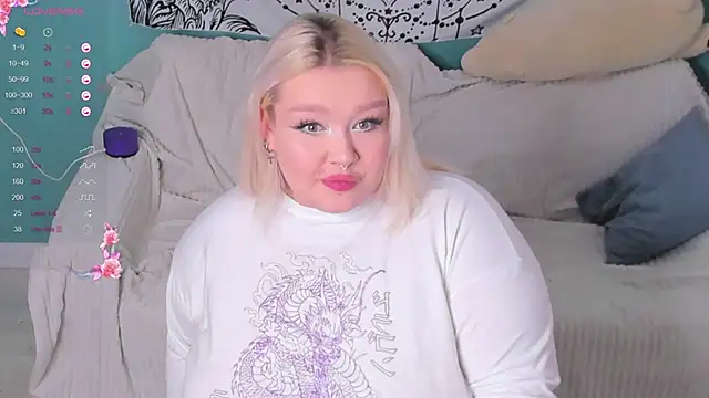 LilyBelll online show from 01/05/25, 09:26