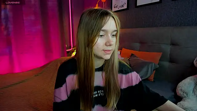 Snapshot of Lesi_Moonie01 chatting on 11/05/25, 07:55 Lesi Moonie01 online show from 11/05/25, 07:55