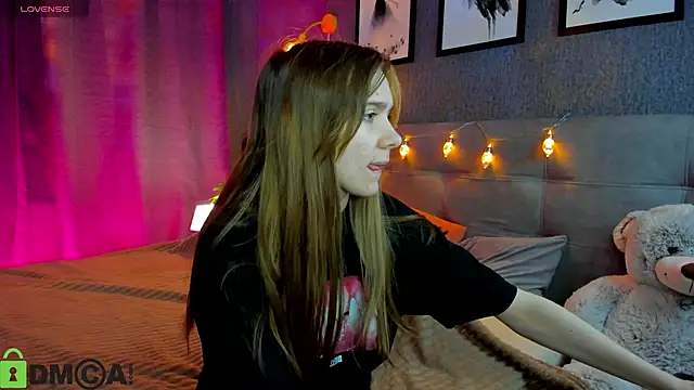 Lesi Moonie01 online show from 12/21/25, 09:22