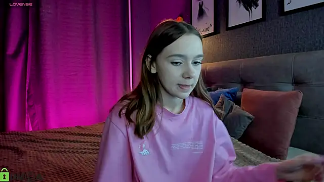 Lesi Moonie01 online show from 02/22/26, 09:22