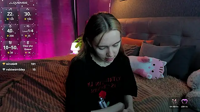 Snapshot of Lesi_Moonie01 chatting on 11/12/25, 09:35 Lesi Moonie01 online show from 11/12/25, 09:35