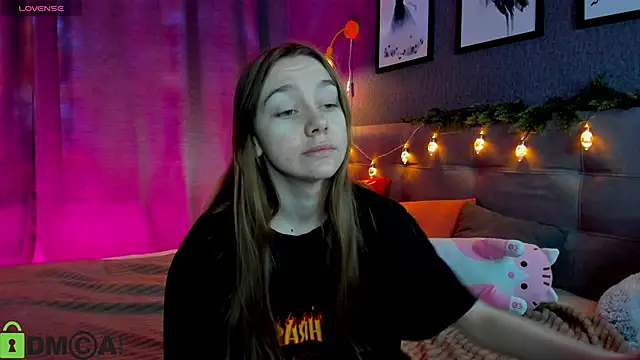 Lesi Moonie01 online show from 01/06/26, 08:40