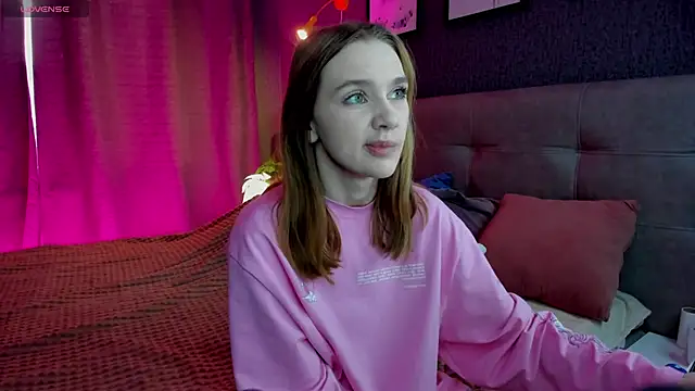 Lesi Moonie01 online show from 02/16/26, 09:30