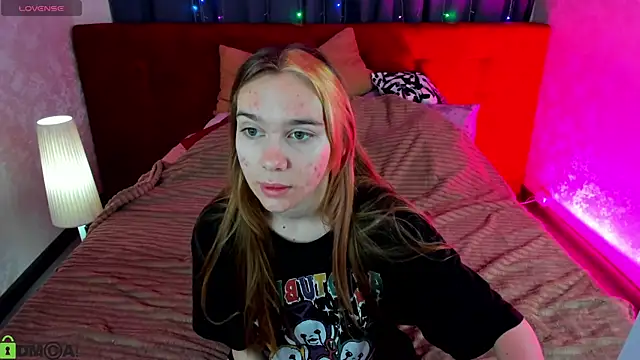 Snapshot of Lesi_Moonie01 chatting on 09/22/25, 07:03 Lesi Moonie01 online show from 09/22/25, 07:03