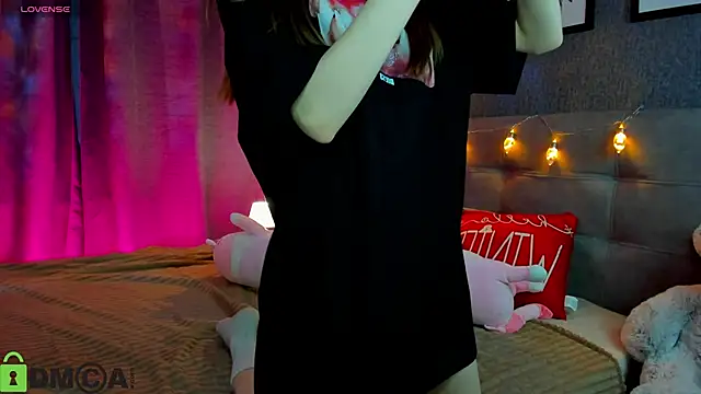 Lesi Moonie01 online show from 12/22/25, 09:53