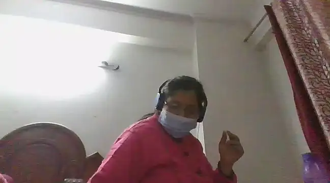 Snapshot of cutiecatty21 chatting on 02/14/25, 04:52 cutiecatty21 online show from 02/14/25, 04:52