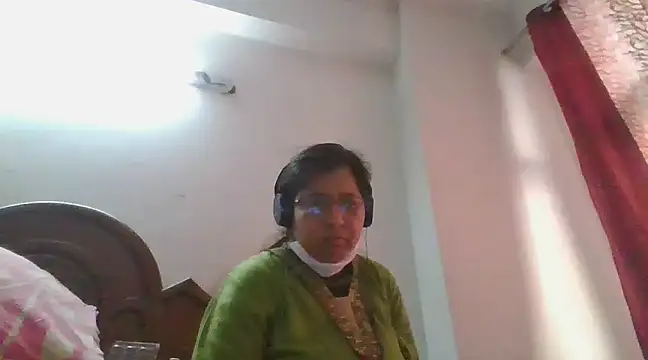Snapshot of cutiecatty21 chatting on 12/09/24, 09:28 cutiecatty21 online show from 12/09/24, 09:28