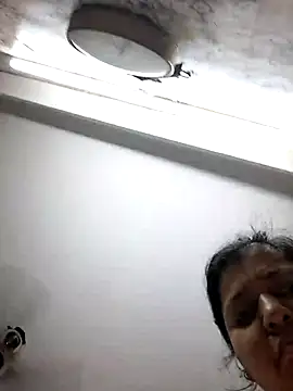 Snapshot of cutiecatty21 chatting on 06/25/26, 01:25 cutiecatty21 online show from 06/25/26, 01:25