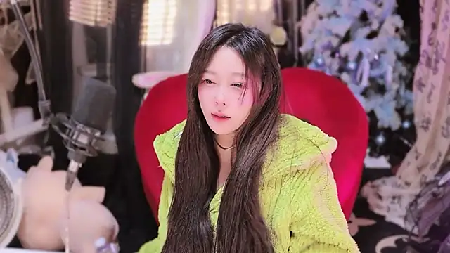 Missy Nana21 online show from 11/21/25, 04:17