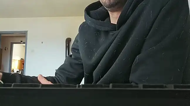 Snapshot of Bigone_Cro chatting on 01/12/25, 12:44 Bigone Cro online show from 01/12/25, 12:44