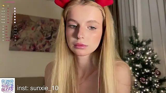 Sunshine Diana online show from 12/17/25, 09:20