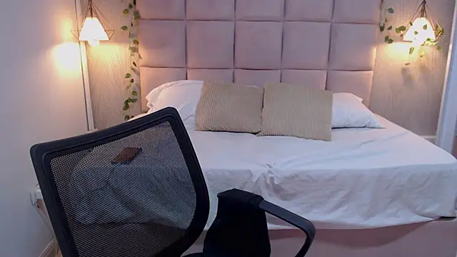 Alaya cute online show from 12/02/25, 11:50