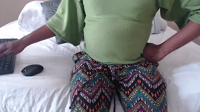 TransCya2024 online show from 04/15/26, 12:21