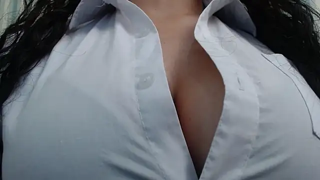 Snapshot of Scarlett_Keaton chatting on 10/05/25, 04:36 Scarlett Keaton online show from 10/05/25, 04:36