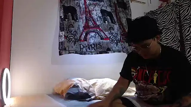 SHARLOTTE MORGAN online show from 10/26/25, 04:40