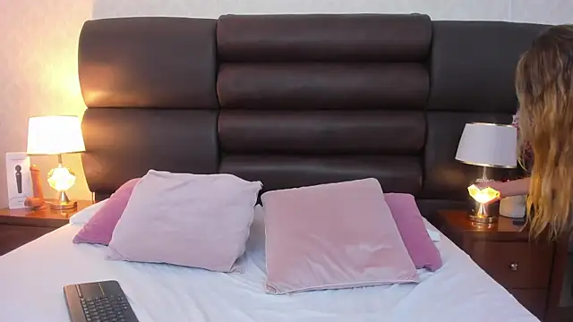 AmbarSantany online show from 02/27/26, 12:44