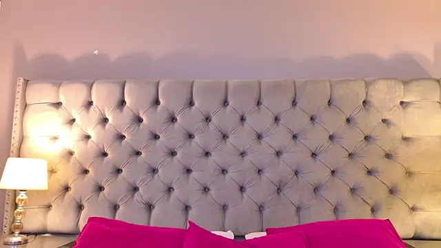 AmbarSantany online show from 02/19/26, 09:45