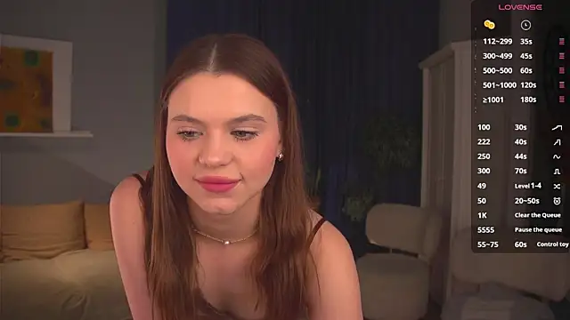 its me lissa  online show from 11/23/25, 01:54