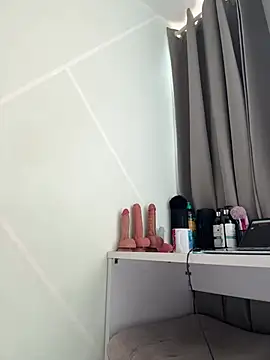 adahara19 online show from 02/25/25, 05:08