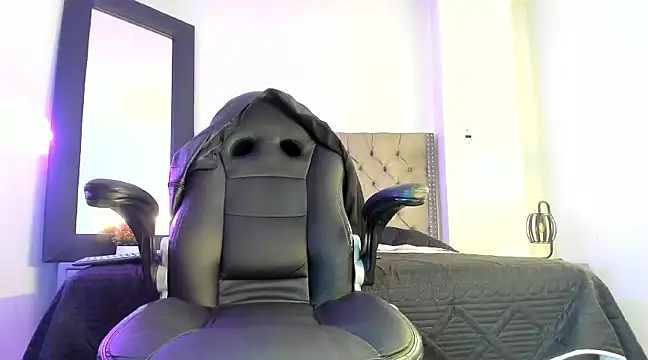 DemianPrince online show from 12/18/24, 04:09