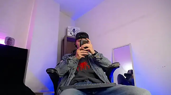 DemianPrince online show from 02/15/25, 03:52