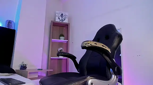 DemianPrince online show from 02/07/25, 05:52