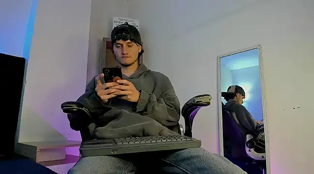 DemianPrince online show from 02/01/25, 03:52