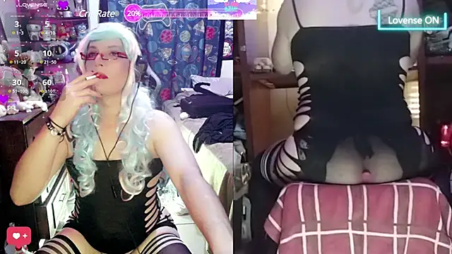 Snapshot of SissyFlorAzul chatting on 02/15/25, 05:51 SissyFlorAzul online show from 02/15/25, 05:51