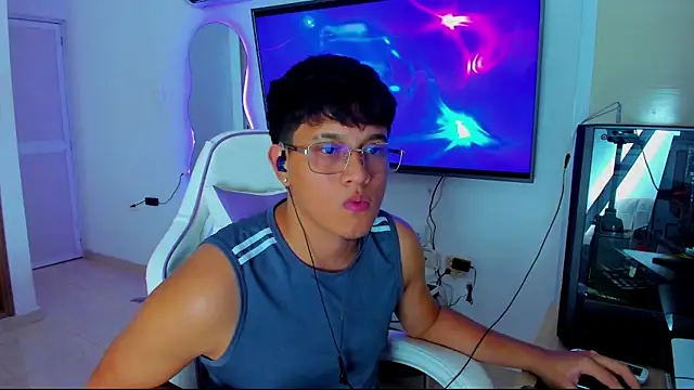 kittyandrick online show from 11/12/25, 01:32