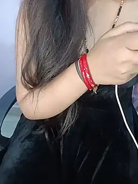 Sweetyi online show from 05/25/26, 04:12