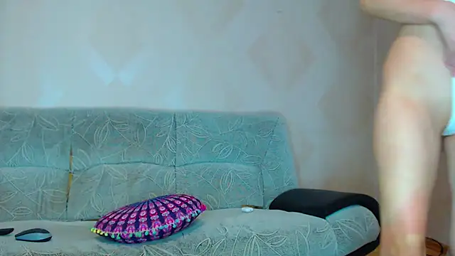 LeggyLover90 online show from 02/12/26, 04:07