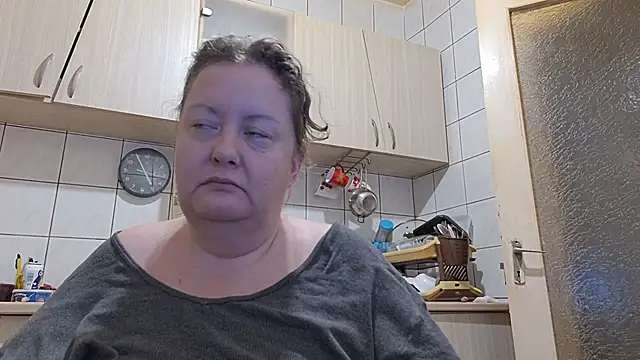 Snapshot of melissaBlessing chatting on 09/25/25, 01:55 melissaBlessing online show from 09/25/25, 01:55