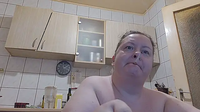 Snapshot of melissaBlessing chatting on 06/14/26, 11:17 melissaBlessing online show from 06/14/26, 11:17