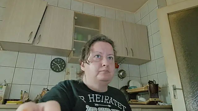 Snapshot of melissaBlessing chatting on 09/25/25, 02:01 melissaBlessing online show from 09/25/25, 02:01
