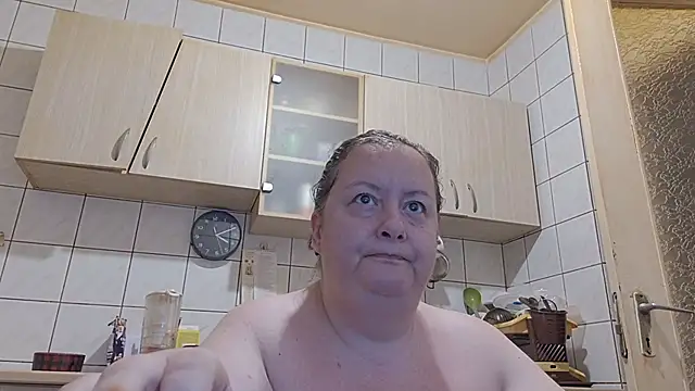 Snapshot of melissaBlessing chatting on 06/21/26, 01:11 melissaBlessing online show from 06/21/26, 01:11