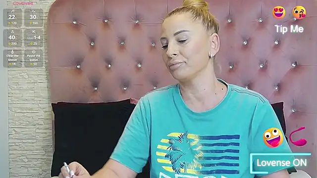 KikiSweet08 online show from 01/12/26, 05:14