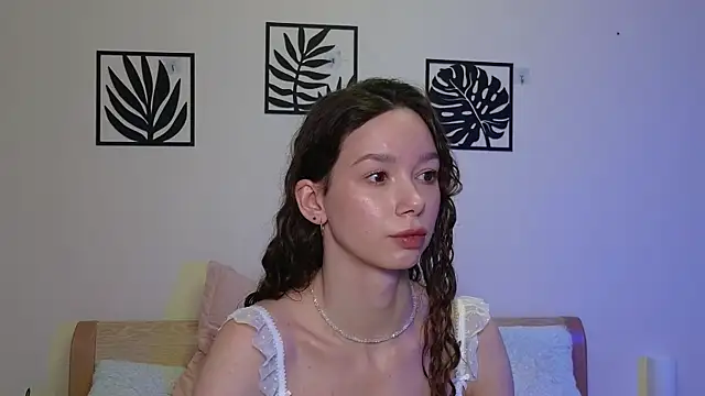 katycrown online show from 02/25/25, 12:49