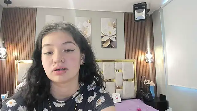 lilimini032 online show from 07/16/26, 08:39