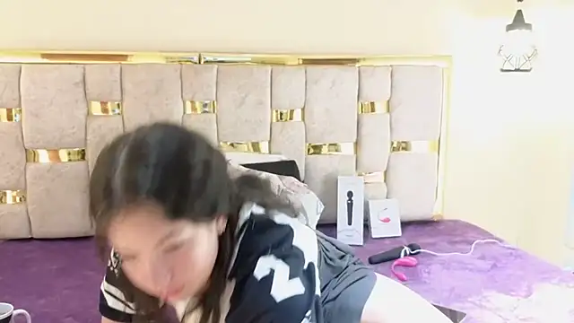 lilimini032 online show from 03/21/26, 08:02