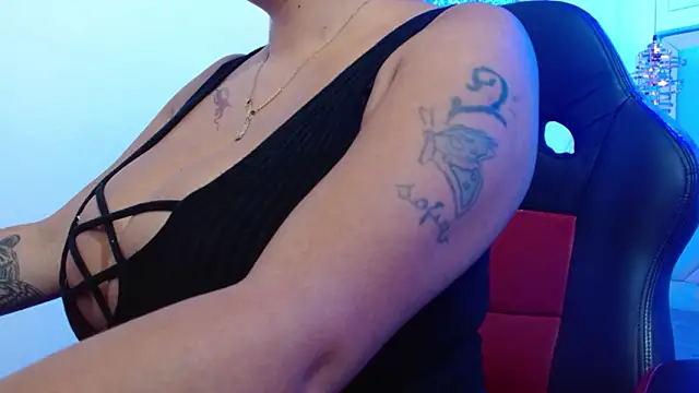 violletha online show from 02/12/26, 12:27