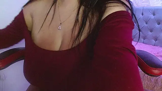 Snapshot of violletha chatting on 03/19/25, 06:55 violletha online show from 03/19/25, 06:55