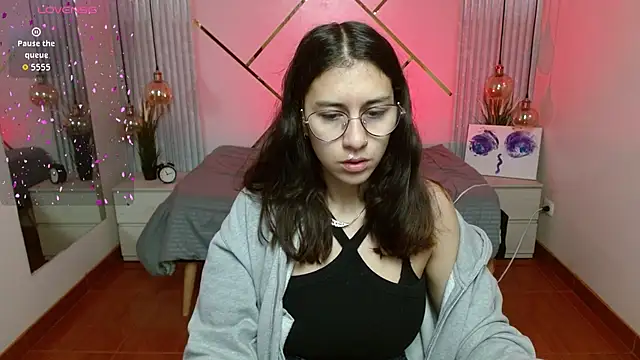 Lita Rogers online show from 04/18/26, 01:02