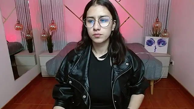 Lita Rogers online show from 04/06/26, 01:01