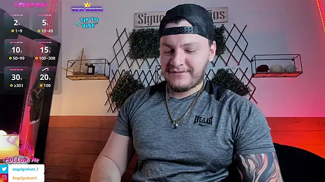 Angelgraham 1 online show from 12/17/25, 05:07